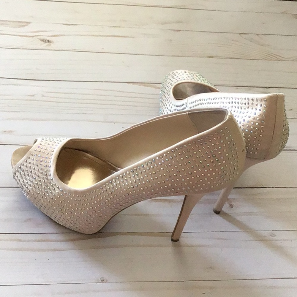 Shoes - Picture 3 of 3